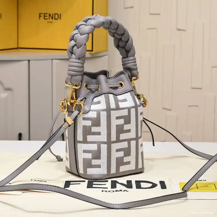 Cheap HOT In Bucket FF Tresor Woven with Bag Motif Mon Mini Canvas Handle Grey Fendi 0514